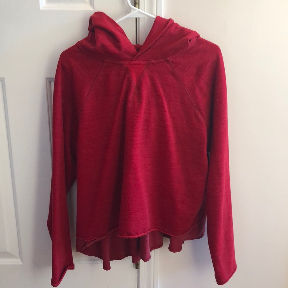 Lululemon mixed media red sweatshirt